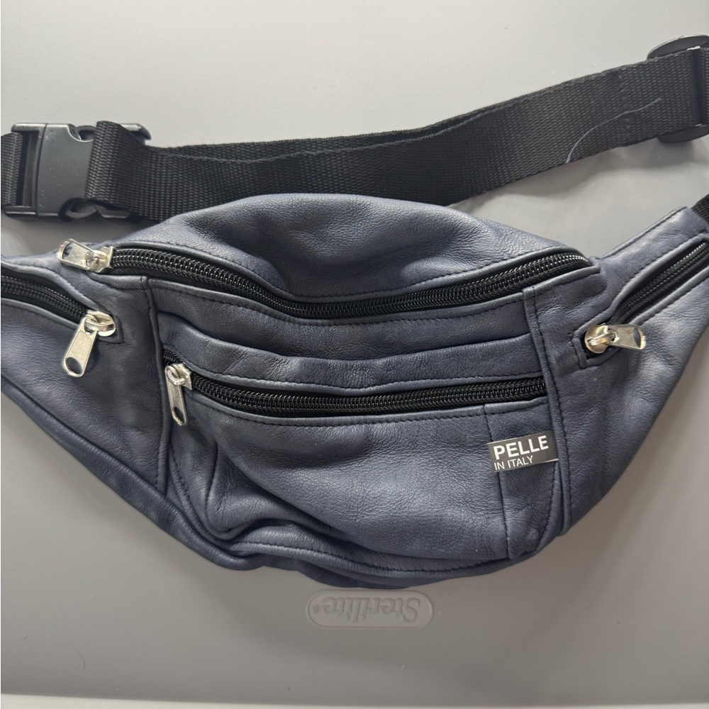 Black Leather Women’s Waist Bag